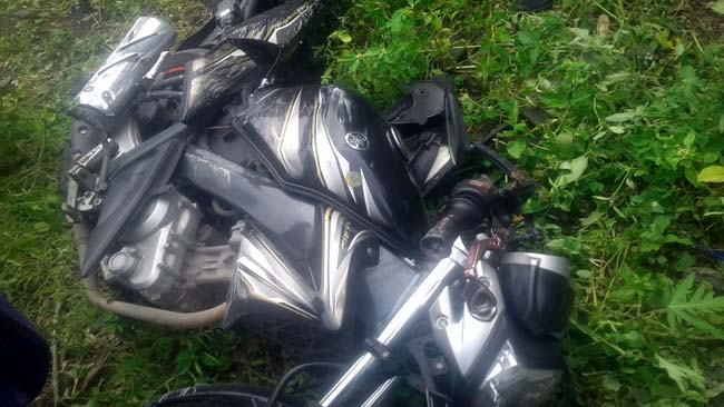 Kereta Api Terjang Motor, 2 Biker Asal Sampang Tewas