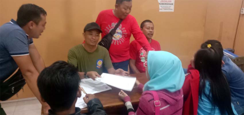 Pasangan Muda Mudi Diduga Mau Mesum di Alun-alun Kota Probolinggo, Digrebek Pol PP