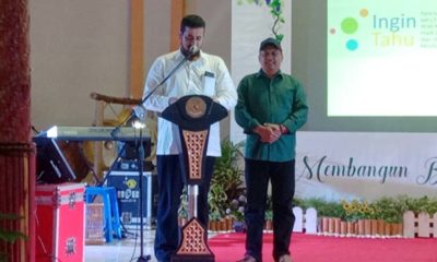 Wali kota dan wakil wali kota Probolinggo saat memberikan pidato (pix)