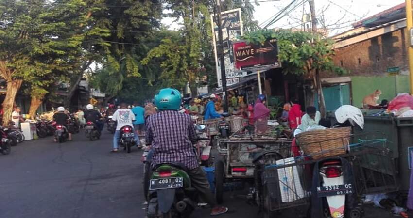 Kemacetan Jalan di Pasar Baru Probolinggo jadi Perhatian Satpol PP