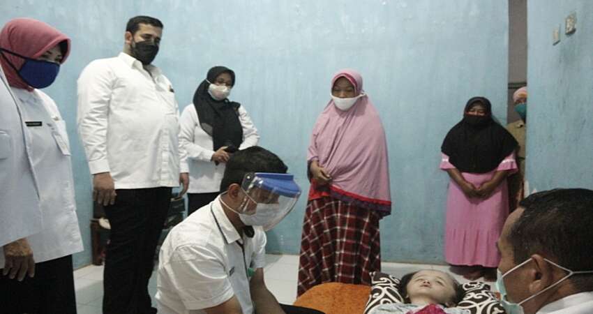 Wali Kota Probolinggo Bersama Tim Kunjungi Bocah Penderita Hydrocephalus, Pastikan Kesiapan Sebelum Operasi