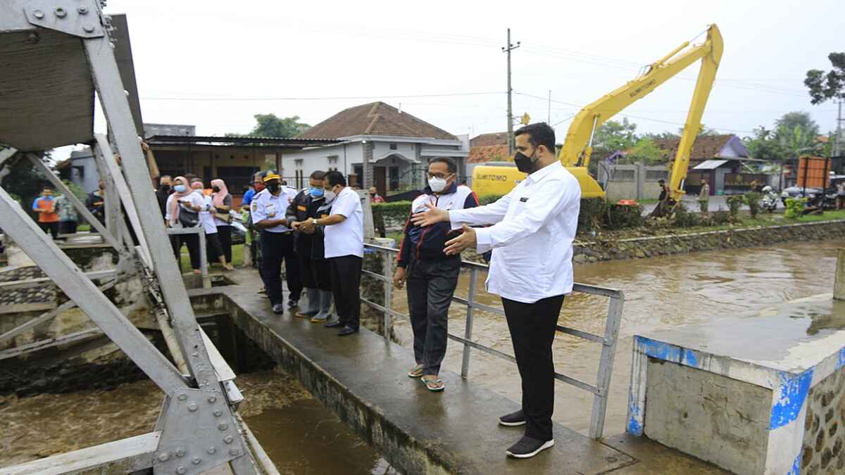 Wali Kota Probolinggo Pantau Sungai dan Pintu Air