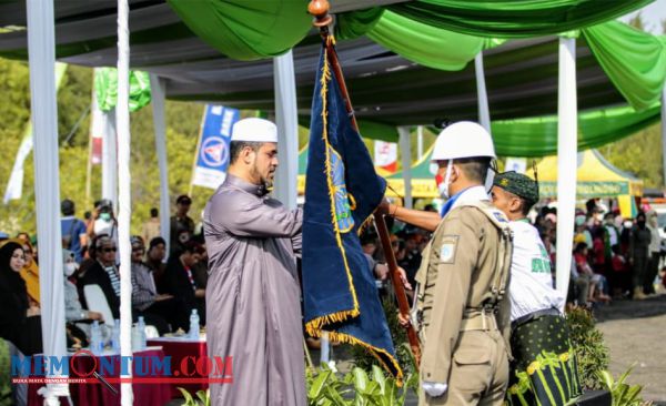 Rayakan Hadipro 2022, Sedikitnya Empat Bahasa Digunakan dalam Gelar Apel di Pantai Permata Kota Probolinggo