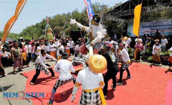 Karnaval Festival Seni Budaya dan Pariwisata Petik Laut dan Selamatan Ketapang Kota Probolinggo Meriah