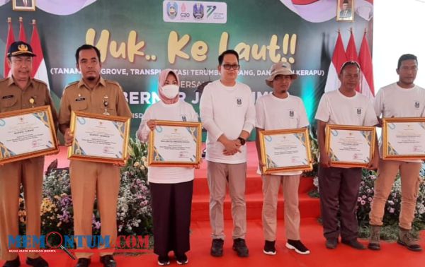 Wali Kota Probolinggo Terima Penghargaan sebagai Kepala Daerah Peduli Program Perlindungan Nelayan