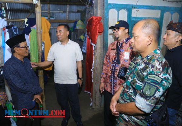 Kunjungi Rumah Keluarga Napiter, Sekda Probolinggo Bakal Bantu Rumah Layak Huni hingga Tempat Tidur